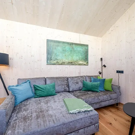 Panorama 198 - Tiny House - By Mynests * 斯拉德明