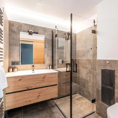 Panorama 198 - Tiny House - By Mynests Nyaraló